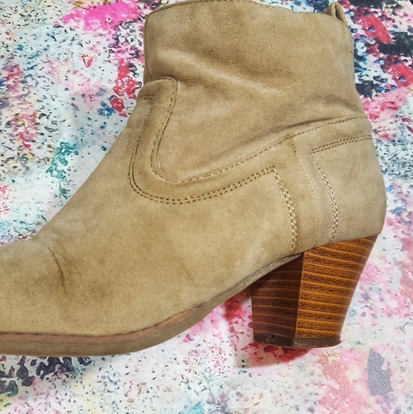 Heeled Booties - Picture 4 of 6